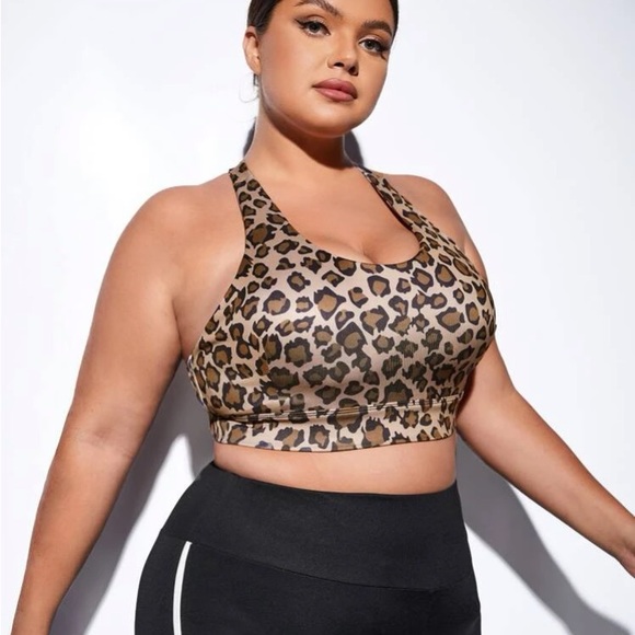 🆕 Leopard Sports Bra!!! - Picture 3 of 7